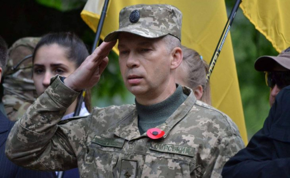 Командващият сухопътните войски на Украйна: Руснаците настъпват. Превъзхождат ни по численост и въоръжение