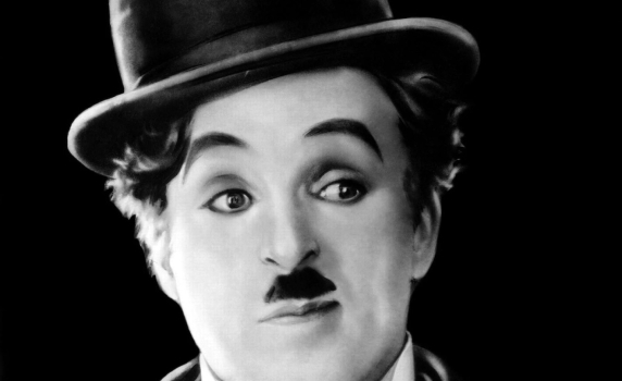 Спомен за Чарли Чаплин, който си отиде на Коледа