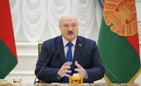 Лукашенко съобщи, че Русия е завършила доставките на тактически ядрени оръжия на Беларус