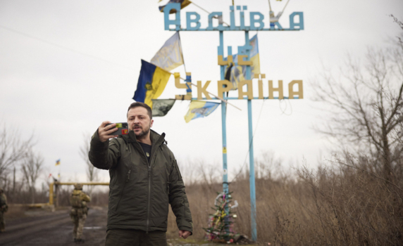 Нови руски атаки срещу град Авдеевка, обсаден от три страни