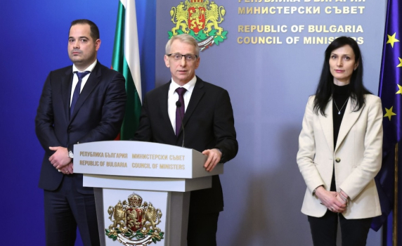 МС: България не приема допълнителни условия, свързани с бежанци от Сирия и Афганистан