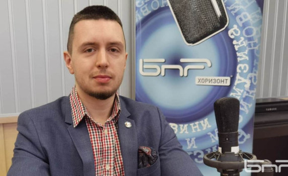 Националното унижение е умопомрачително. Да представиш за успех сделката за половин Шенген срещу мигранти е подигравка с интелекта