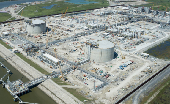 Американска компания измами Европа с доставките на природен газ
