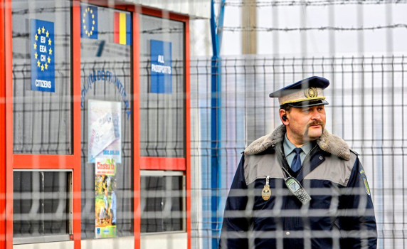"Дер Щандарт": Австрия може да блокира дори и "олекотения" Шенген за България и Румъния