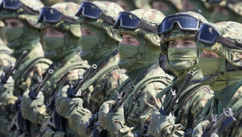 Бивш полковник от британските сили допусна влизане на войски на НАТО в Украйна