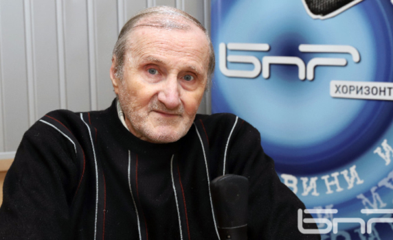 Валентин Вацев: Доган подпря Пеевски с още една дъга, за да се получи арка. На евроатлантизма не му е писано да стане водеща доктрина на Балканите