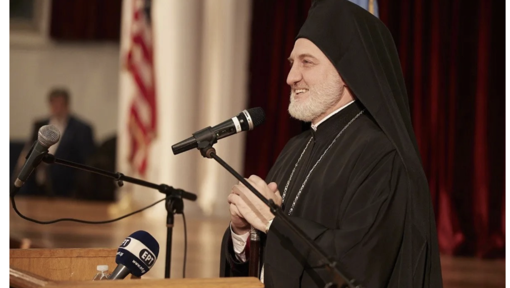 В писмо на Света Гора до патриарх Вартоломей американският архиепископ Елпидофор е