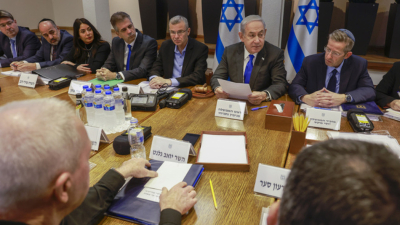 На заседание на израелския кабинет е имало остър спор между