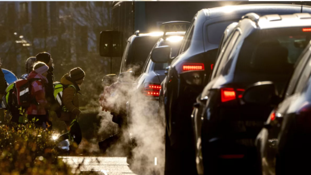 Гумите на електромобилите замърсяват около 2000 пъти повече, отколкото колите на бензин и дизел