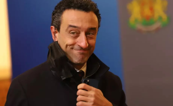 Апартаментът на Лорер с частен асансьор като на Цветанов