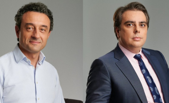 Имотите на Даниел Лорер и Асен Василев. Въпроси без отговор
