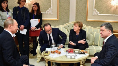 Путин Меркел Оланд и Порошенко по време на Минските преговори