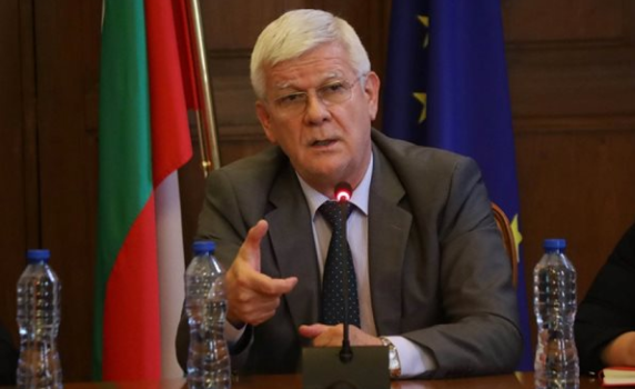 Министър Вътев: Възстановяването на напояването в България е приоритет на МЗХ