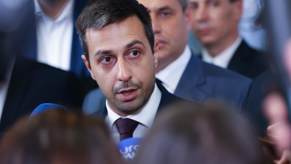 "Възраждане" в София: Васил Терзиев да подаде оставка и да спре да се излага