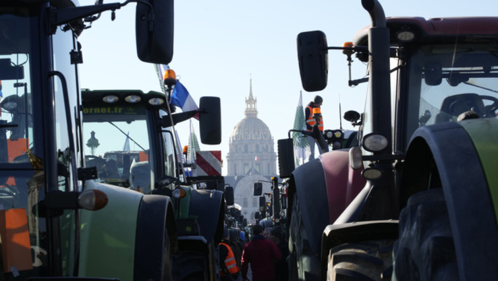Протестите на фермерите в Европа сe разпространиха и във Франция