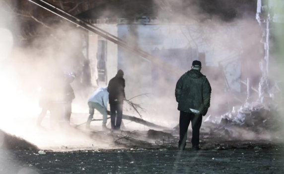 18 са загиналите при украинския удар срещу пазар в Донецк