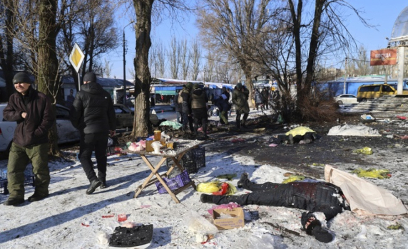 Убитите при украинския удар срещу пазар в Донецк станаха 27
