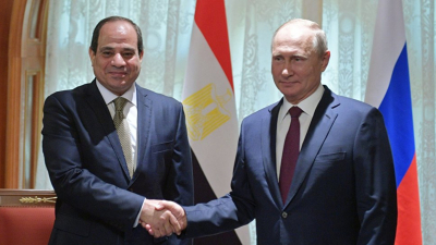 Следвайте Гласове в Телеграм   Руският президент Владимир Путин и египетският си
