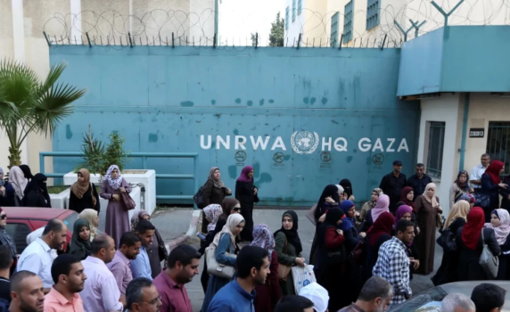 САЩ, Великобритания и още три държави спират финансирането на Агенцията за подпомагане на палестинските бежанци 