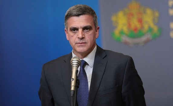 Стефан Янев намекна за корупция на Копринков по време на служебните правителства