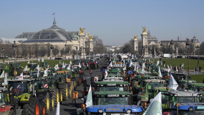 Протестиращите фермери във Франция започнаха безсрочна блокада на Париж въпреки