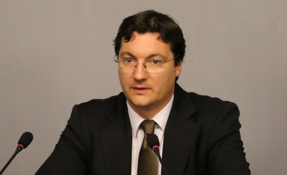 Крум Зарков: До пълното поемане на властта от Пеевски стои само една бариера - президентството