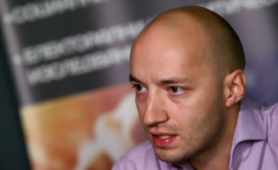 Димитър Ганев: Радев ще е основен кандидат за политическа алтернатива. През аватари няма да стане