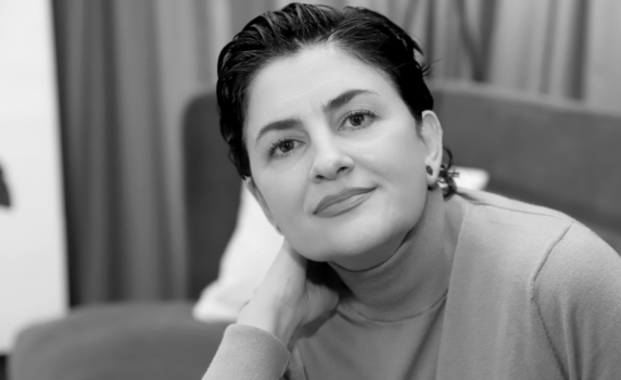Калина Андролова: Милиони се източват през “Булгаргаз” чрез бутафорен мениджмънт на Деница Златева