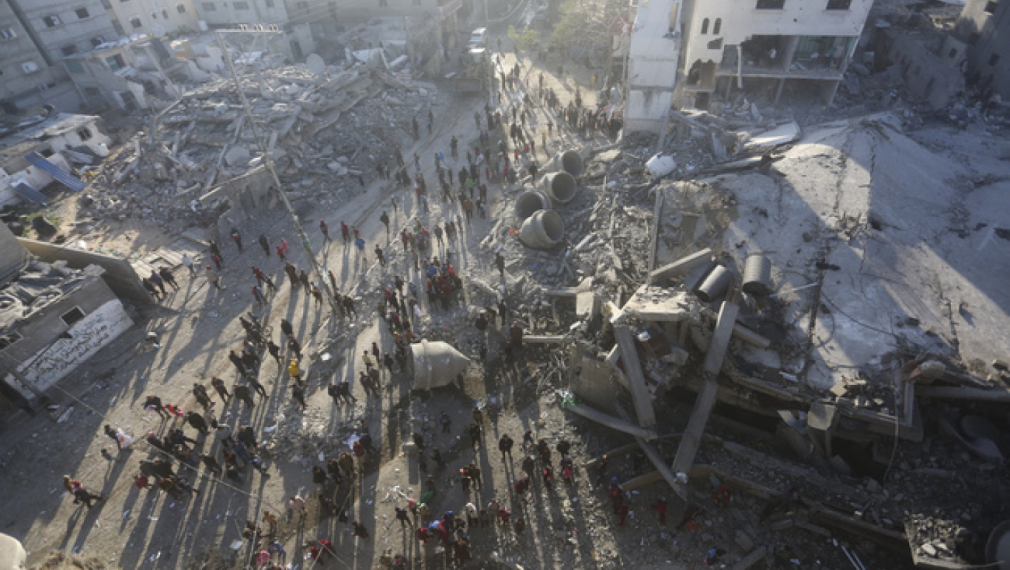 Израелски бомби изравниха със земята джамия в град Рафах