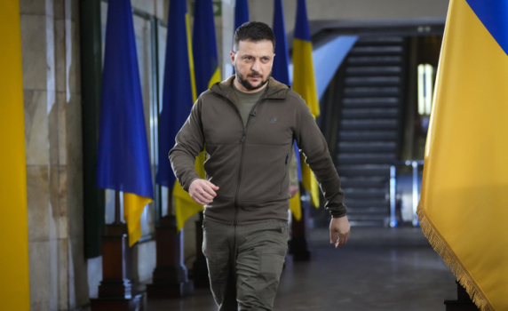 Зеленски търси подкрепа за формулата си за мир в Саудитска Арабия