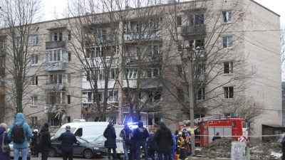 Атака с дрон е повредила блок в Санкт Петербург в