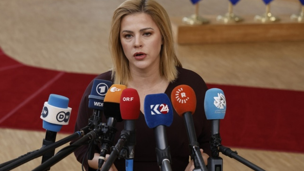 Латвийската премиерка сравни Русия с непредсказуем алкохолик