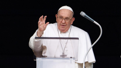 Папа Франциск каза че Украйна трябва да има куража да