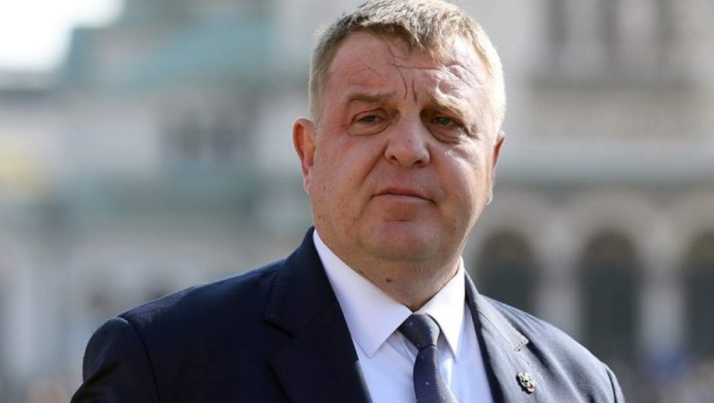 Каракачанов: Тагарев ощети с десетки милиони бюджета на България след съмнителна обществена поръчка