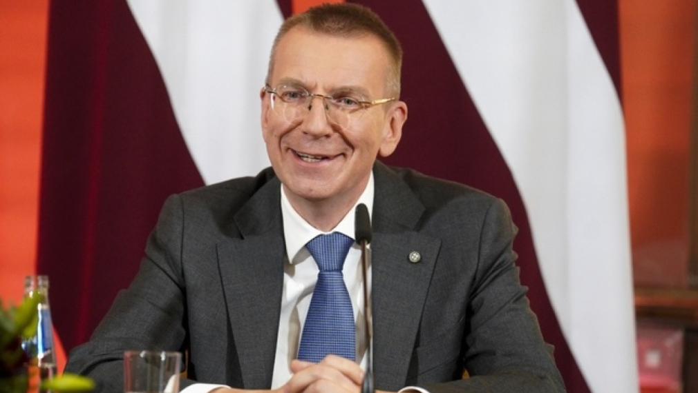 Не може да капитулираме пред злото, каза латвийският президент Едгарс