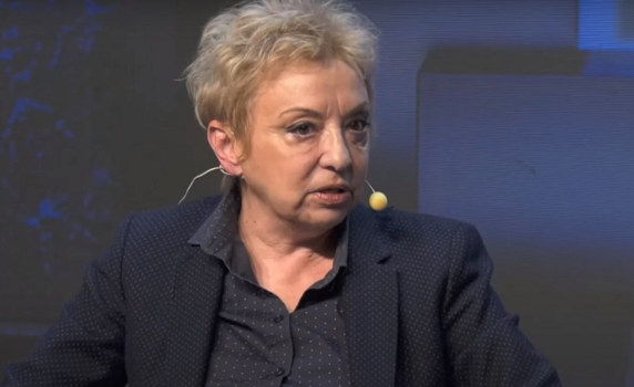 Пиарът на "Промяната": Лена Бориславова нанесе най-голямата вреда на ПП
