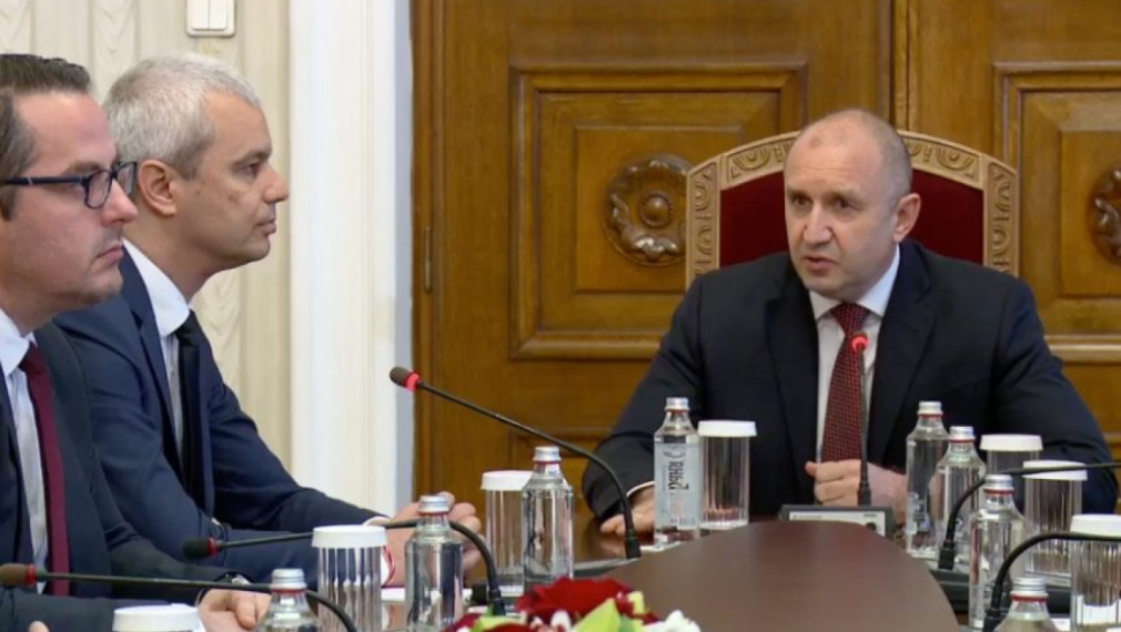 Костадинов към Радев: И Вие имате вина за сегашната ситуация в държавата