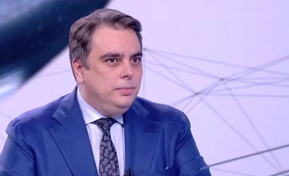 Асен Василев: Умерен оптимист съм за правителство. Ябълката на раздора са кадрите в регулаторите и службите