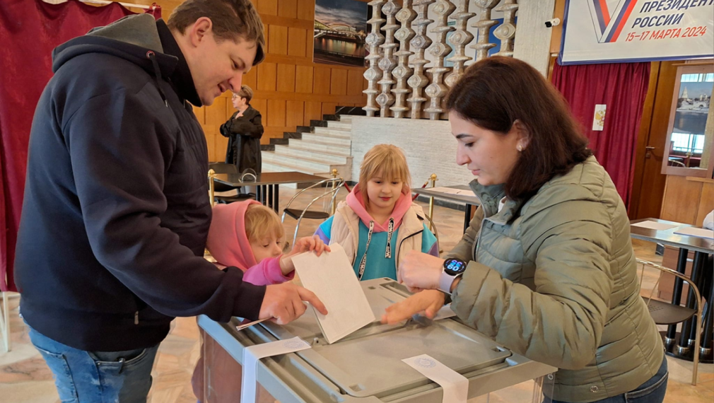 Следвайте Гласове в ТелеграмПовечето руски граждани в България гласуваха за президента