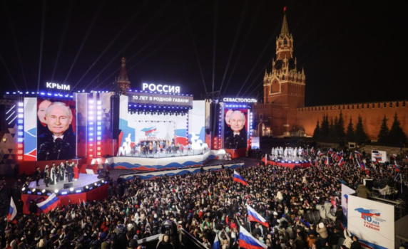 Над 80 хил. души участваха в концерт в Москва в чест на обединението на Крим с Русия