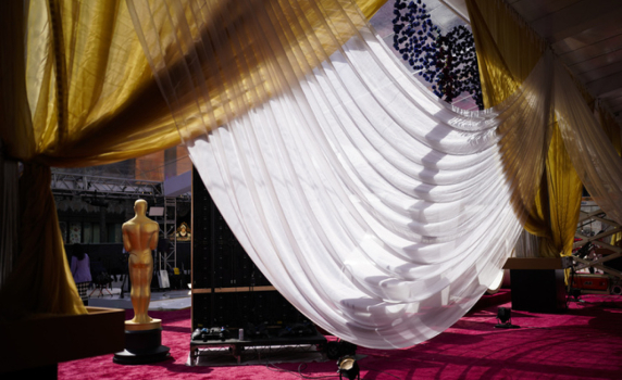 Наградите „Оскар“ са в епична битка за връщане на аудиторията пред екрана