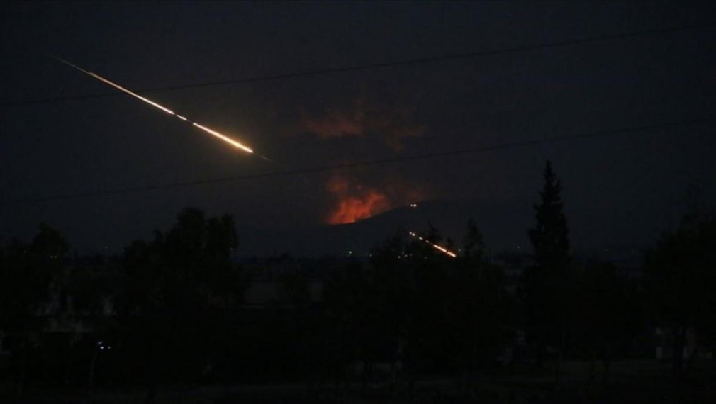 Снимка: Дамаск: Силите на САЩ бомбардираха Източна Сирия, убиха седем войници и цивилен