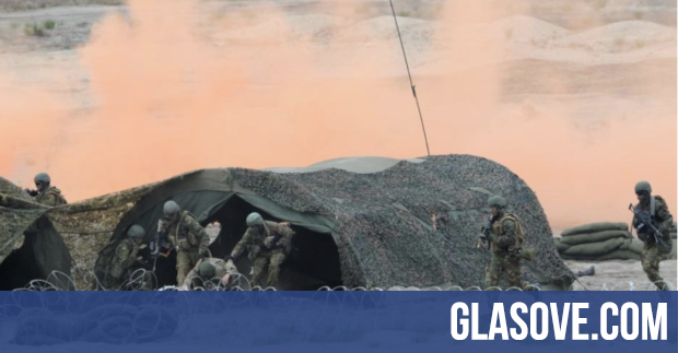 ポーランドは5人目の兵士の死亡を受けて国内のすべての軍事演習を中止した
