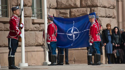 ЦРУ за Българската армия във Варшавския договор: N 1 на Балканите, една от най-силните в Европа. След 20 г. членство в НАТО ни слагат на 67-о място в света