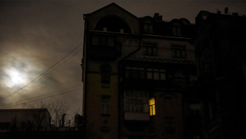 Режим на тока в три области на Украйна след руски удари