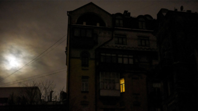 Режим на тока в три области на Украйна след руски удари