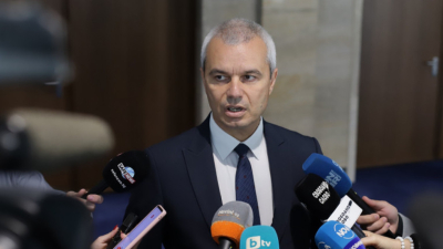 Лидерът на партия Възраждане Костадин Костадинов определи кандидата за служебен