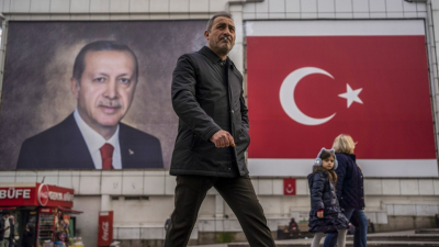 Опозицията в Турция изпревари партията на Ердоган с малко над