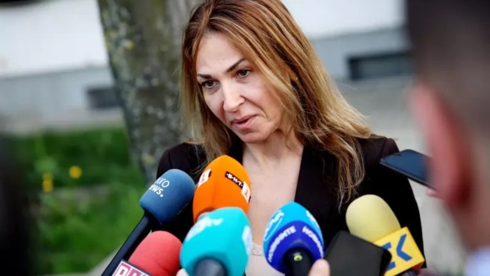 Арестуваха шефката на Агенция "Митници" и заместника ѝ