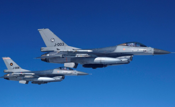 Politico: Изтребителите F-16 вече не са актуални за украинската армия